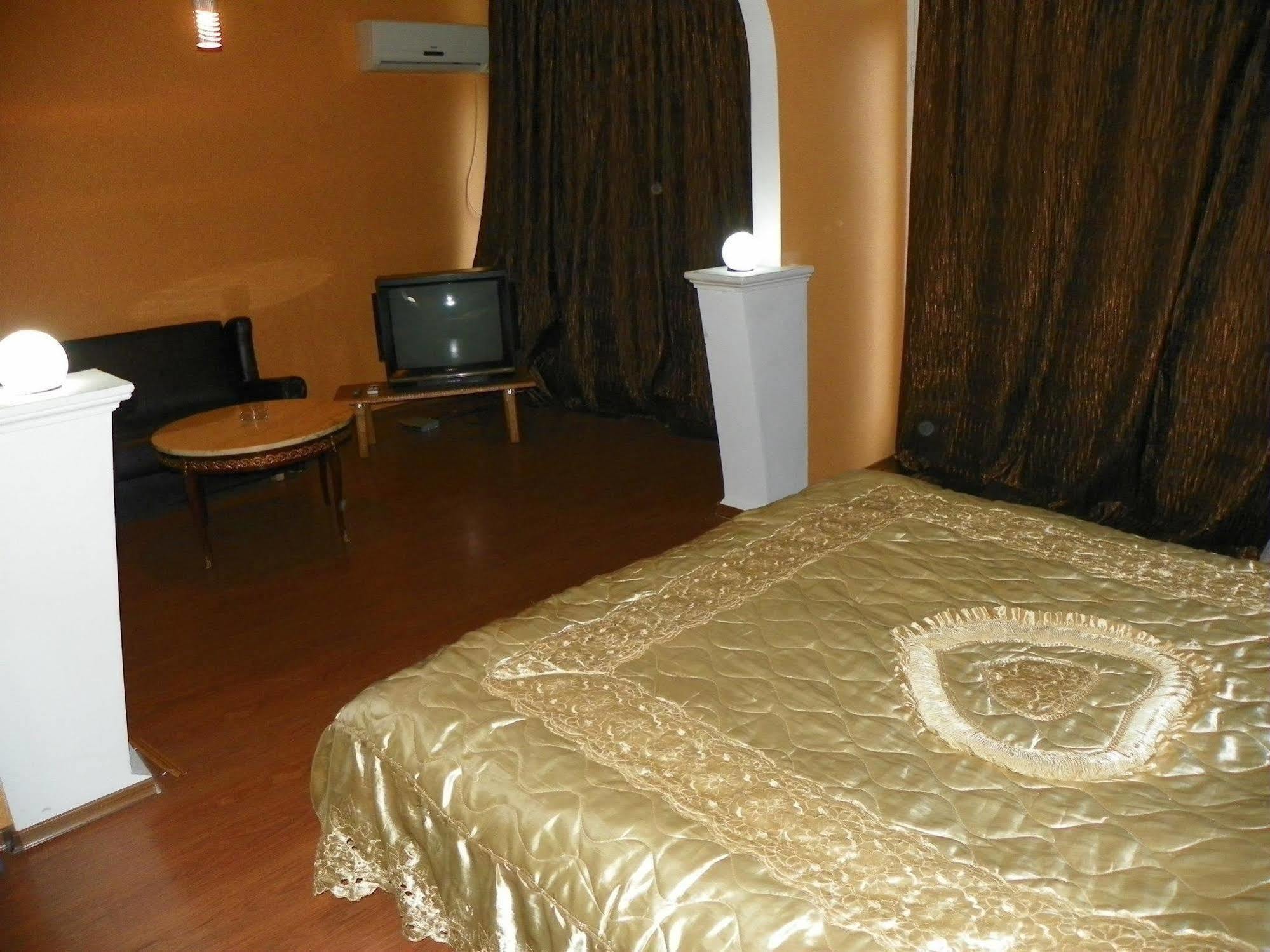 Hereti Hotel Lagodekhi Eksteriør billede
